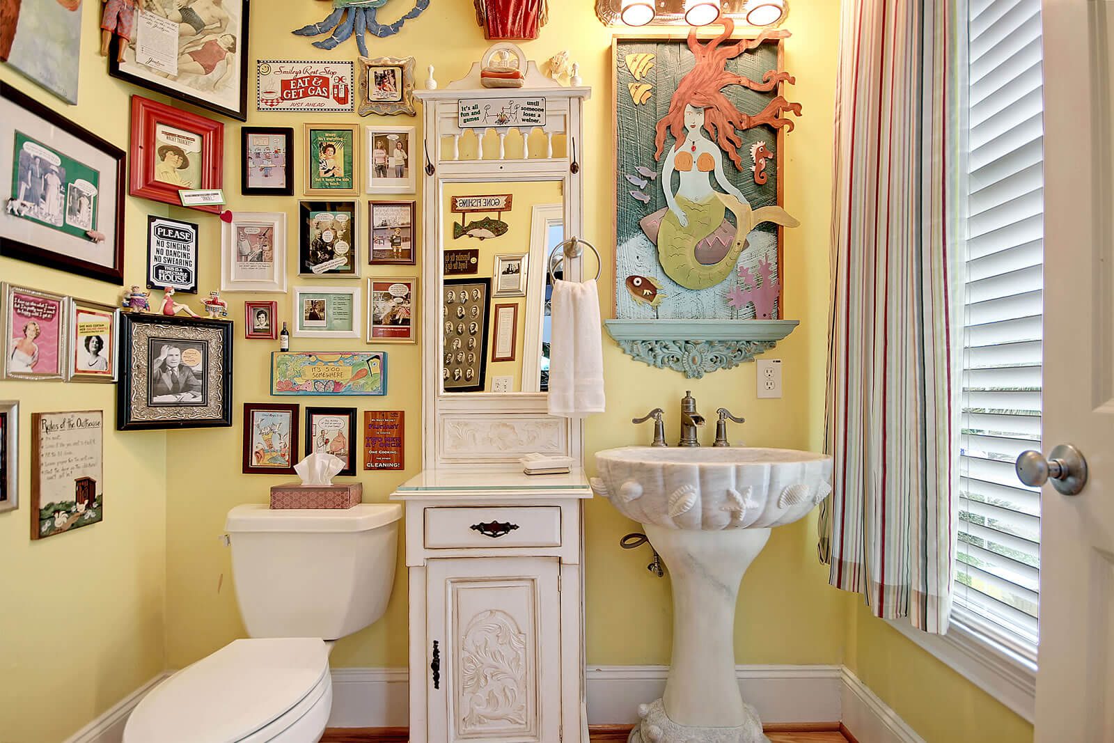 Casa Banana Downstairs Half Bath - Isle of Palms, SC