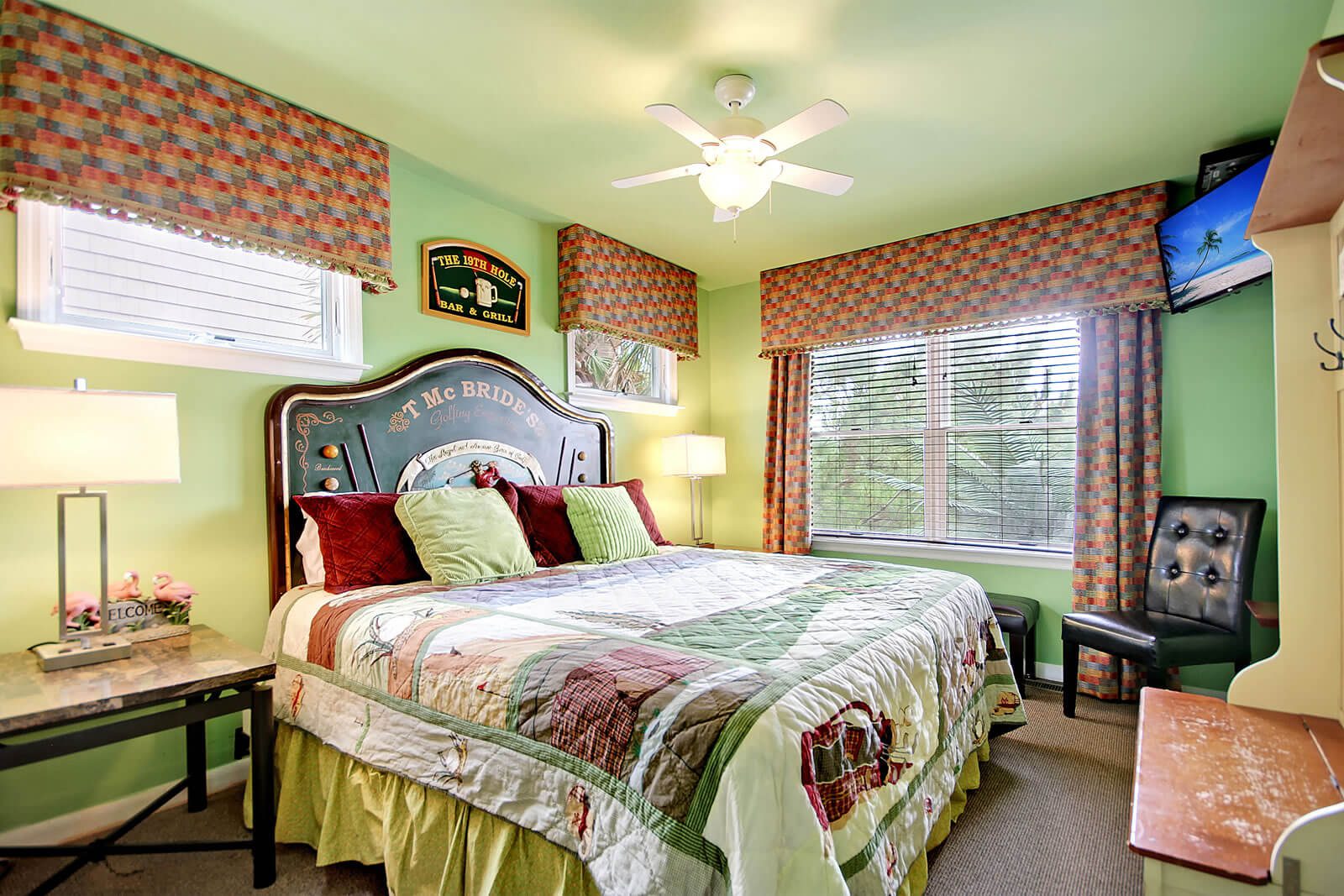 Casa Flamingo Caddy Shack Bedroom - Isle of Palms, SC