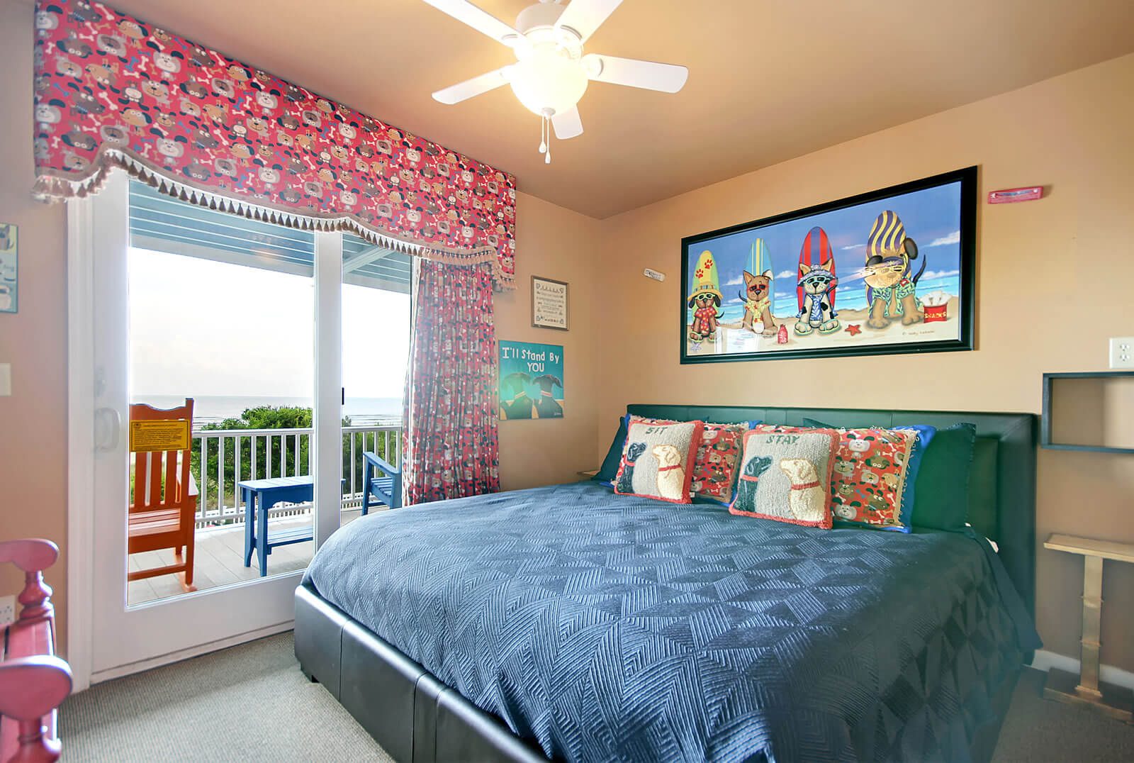 Casa Flamingo Dog House Bedroom - Isle of Palms, SC